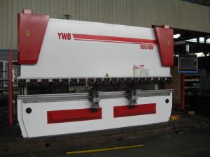 4m Yawei 8 oś CNC prasy hamulca maszyn