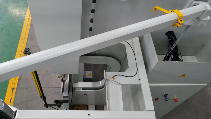 side door interlock.jpg