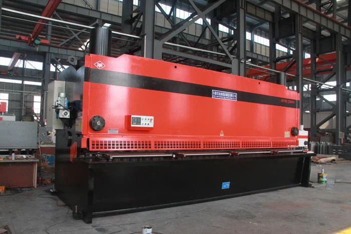 AHYW Yawei 25mm mild steel plate metal shears for 6mtr sheet cutting 