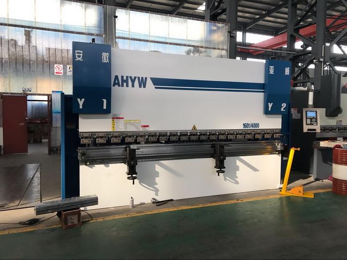AHYW Yawei 4 Axis CNC Brake Press 160T DELEM DA52S Motorised crowning