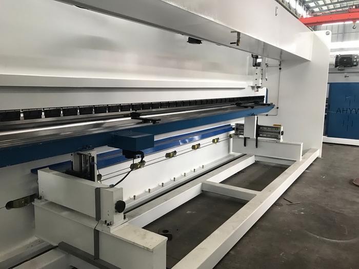 2 axis auto bending back gauge for AHYW Yawei 9m cnc press brakes made in china factory